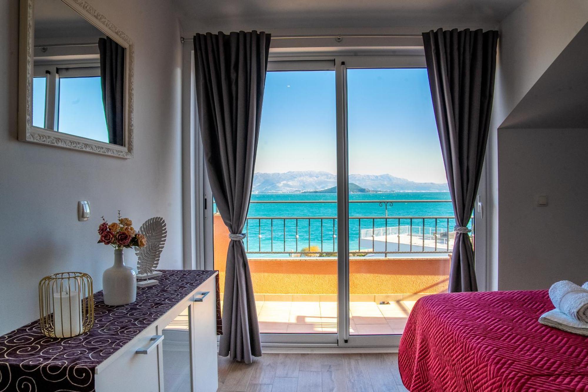 Regina Del Mare Apartment Slatine Exterior photo